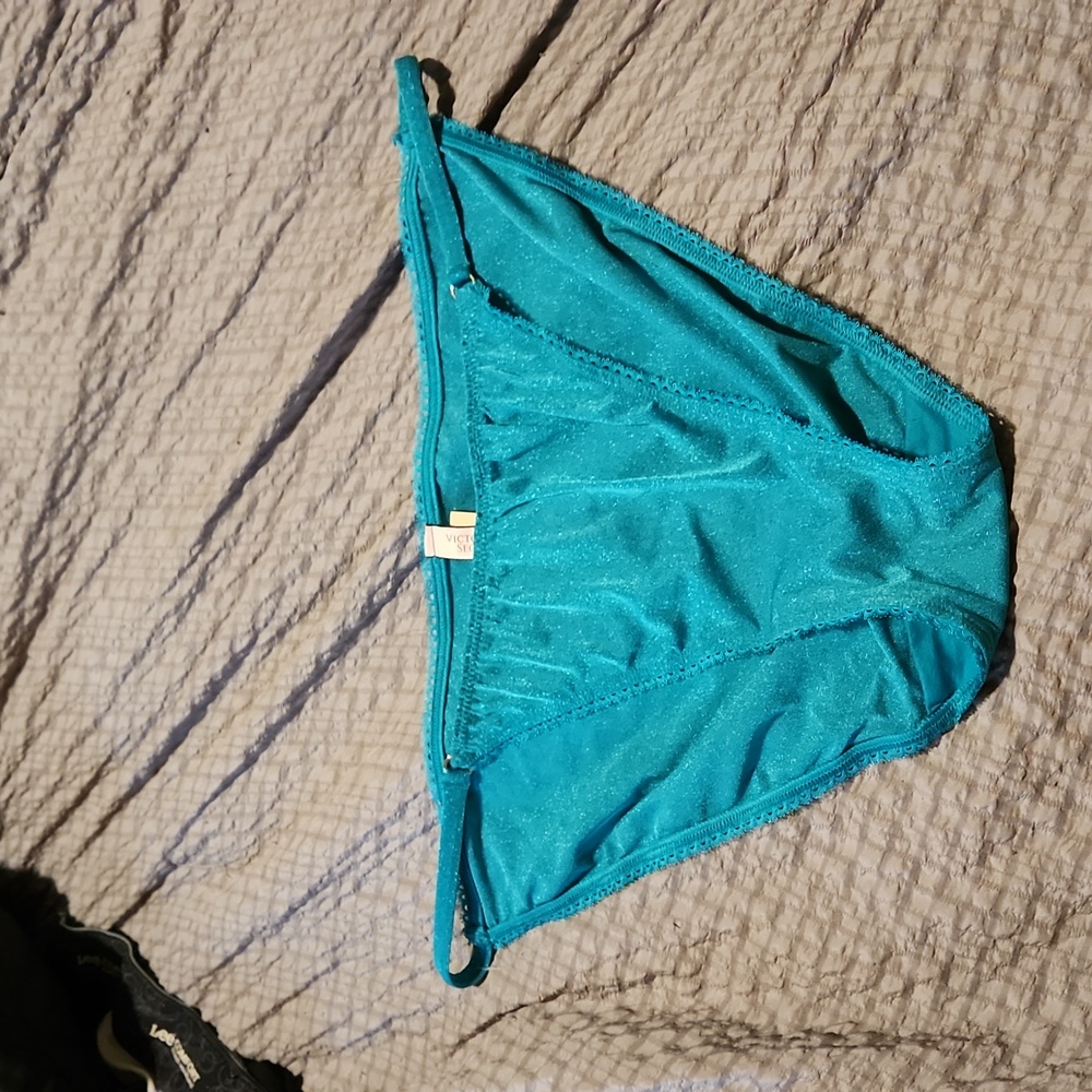 VICTORIA'S SECRET STRING BIKINI SIZE XL